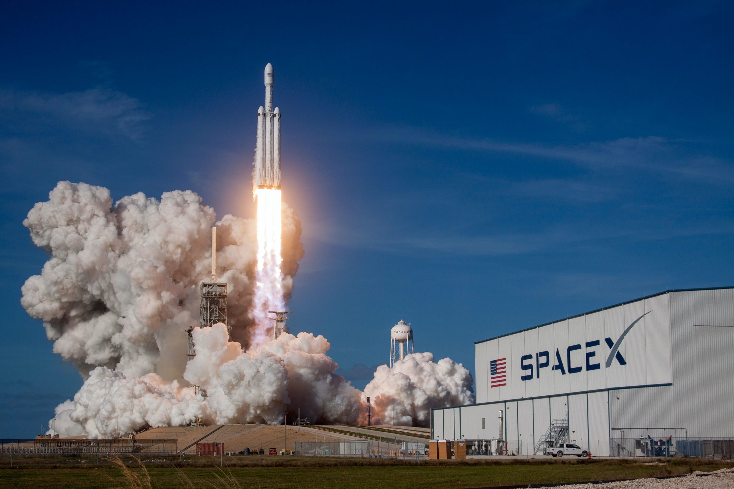 A Tale of Two Model Rocket Companies: SpaceX and Estes